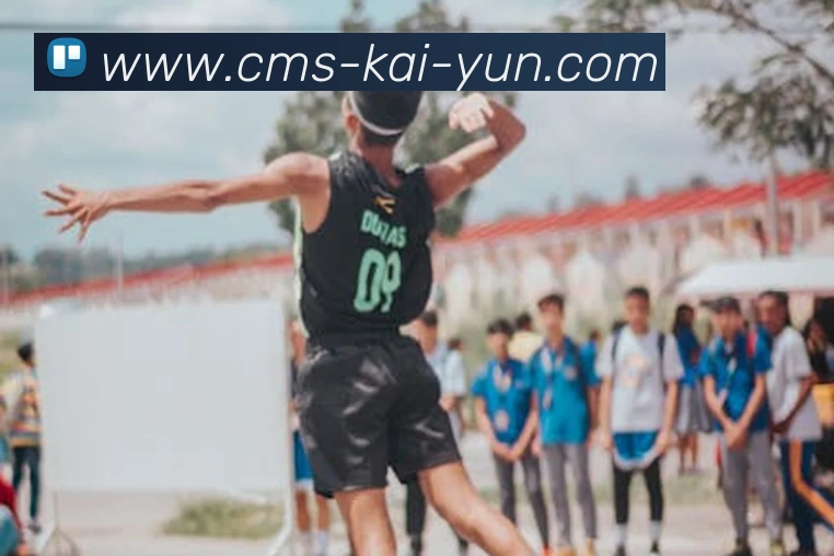 齐达内球员与执教生涯双重征服欧冠的密码与成功之道分析